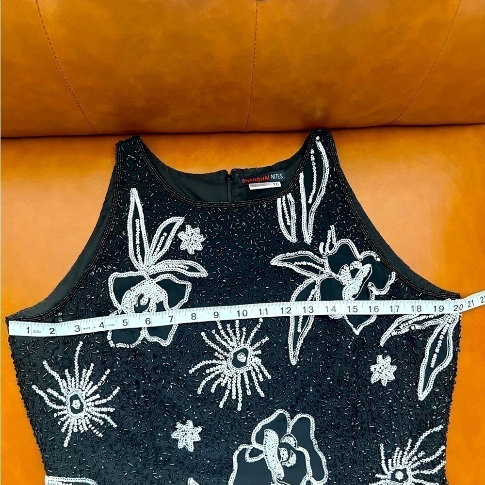 VTG Shanghai Nites Silk Beaded White/Black Top with bugle beads/sequins Size 16 - Picture 8 of 14